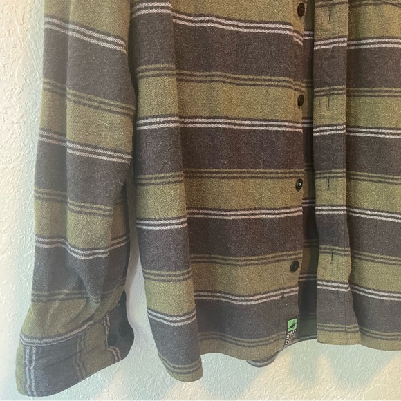 Hippy Tree Striped Button Up - Picture 2 of 4